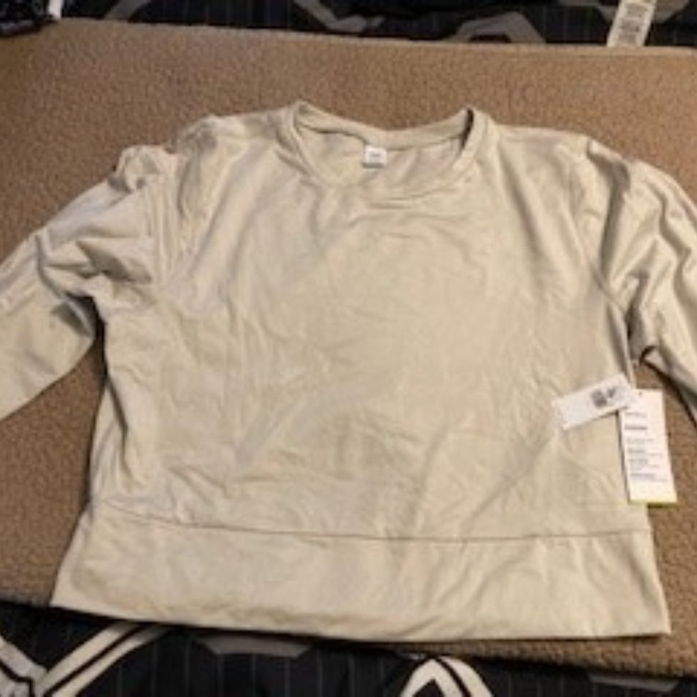 Old Navy Activewear Sweatshirt- Cream Colored - Size L